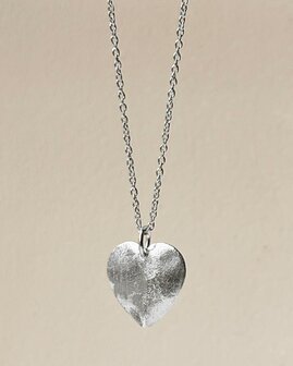 Muja Juma - necklace - silver - Yanomami hammered heart