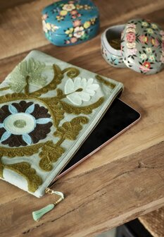 Madam Stoltz - Ipad sleeve - floral embroidered - multicolor blue green